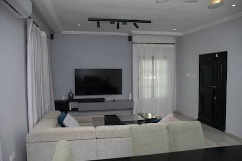 Zimbali Residences - New 3-Bed Comfy Home in Accra