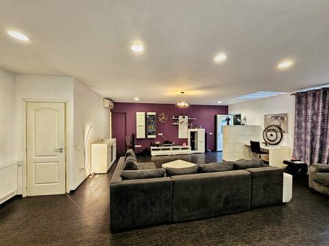Spacious house with garden.