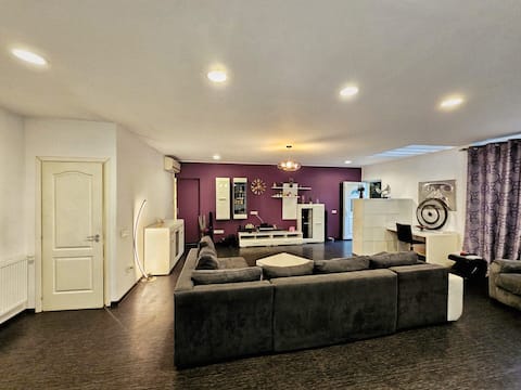 Spacious house with garden.