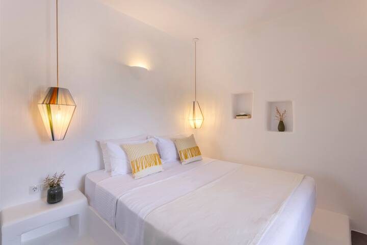 Paryani House,Paros-Greece,private pool gallery image 3