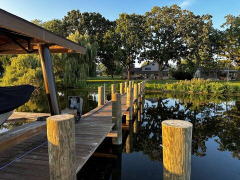 Lake Butte des Morts Cabin - EAA - NFL Draft