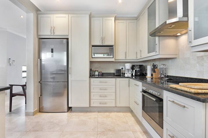 Camps Bay Villa: Bon Azure gallery image 5