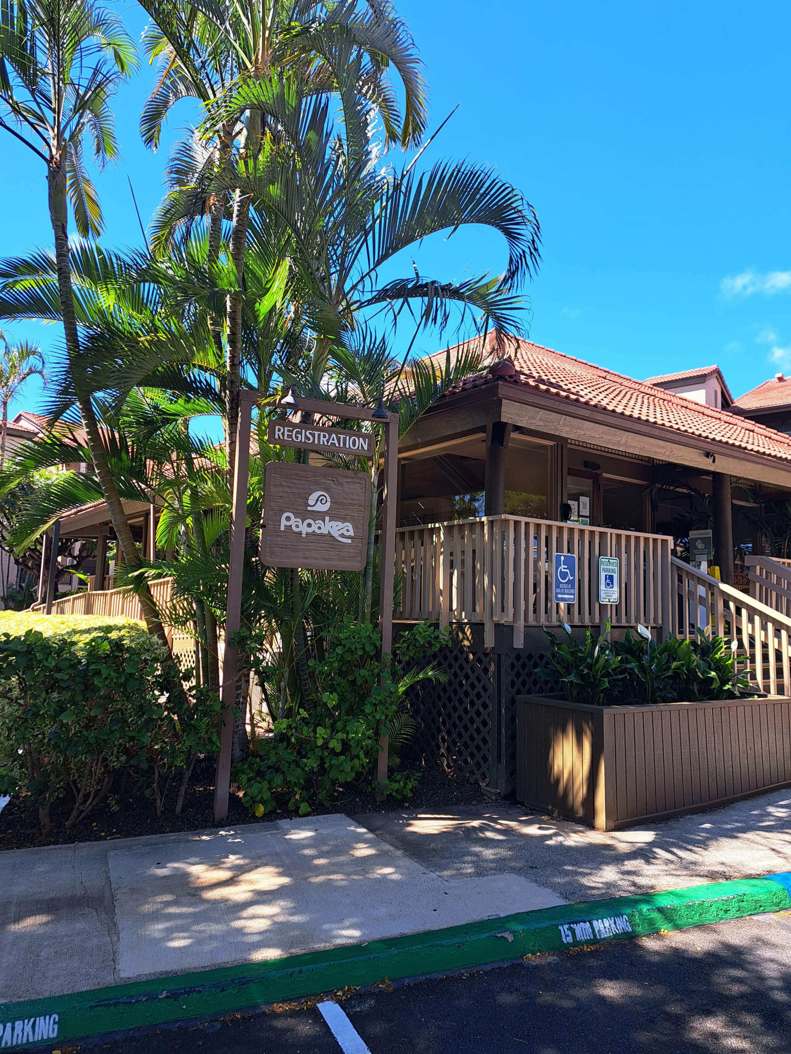 Condo in Lahaina · ★4.99 · 1 bedroom · 2 beds · 1 bath - Image 24