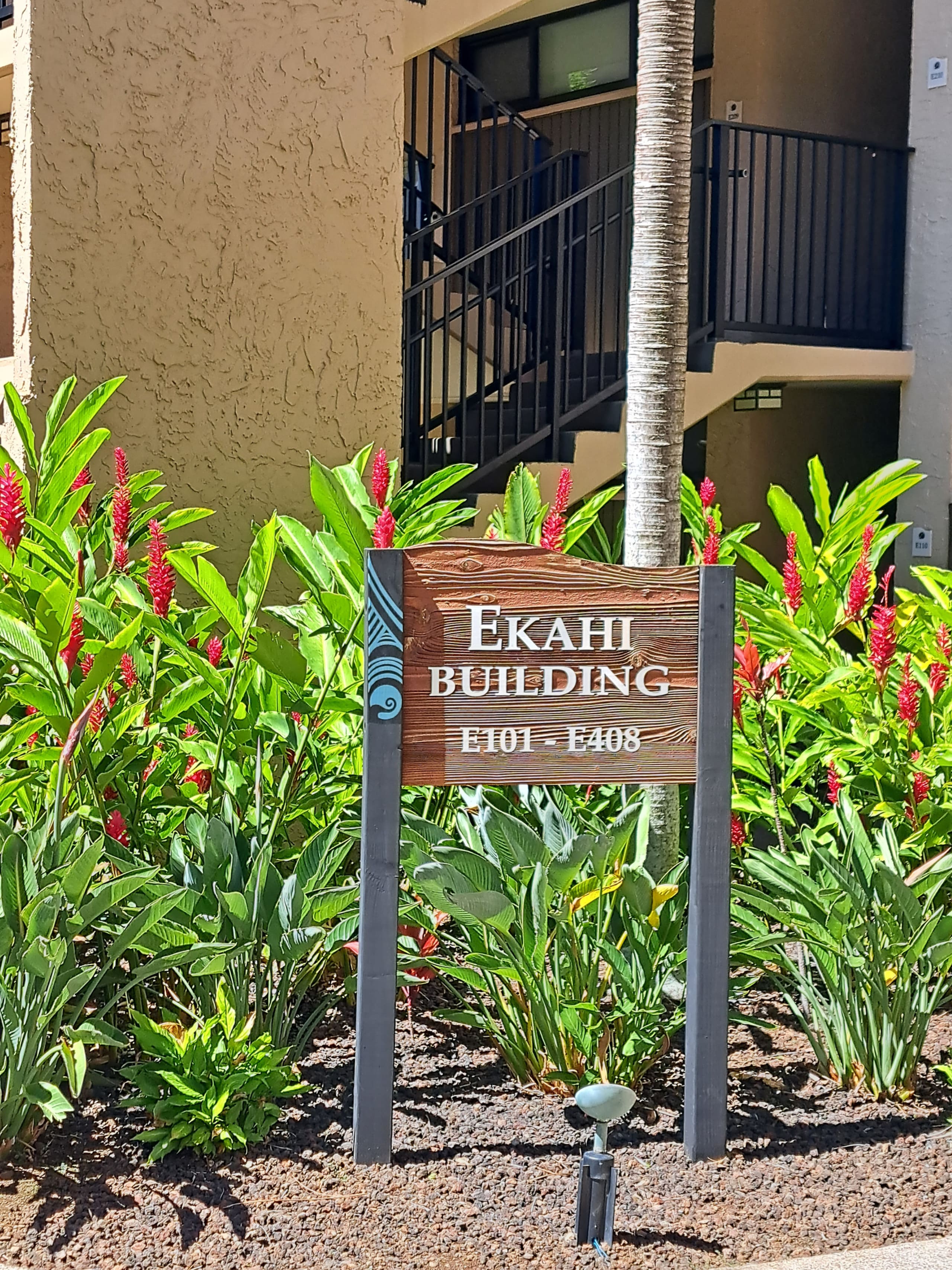 Condo in Lahaina · ★4.99 · 1 bedroom · 2 beds · 1 bath - Image 25