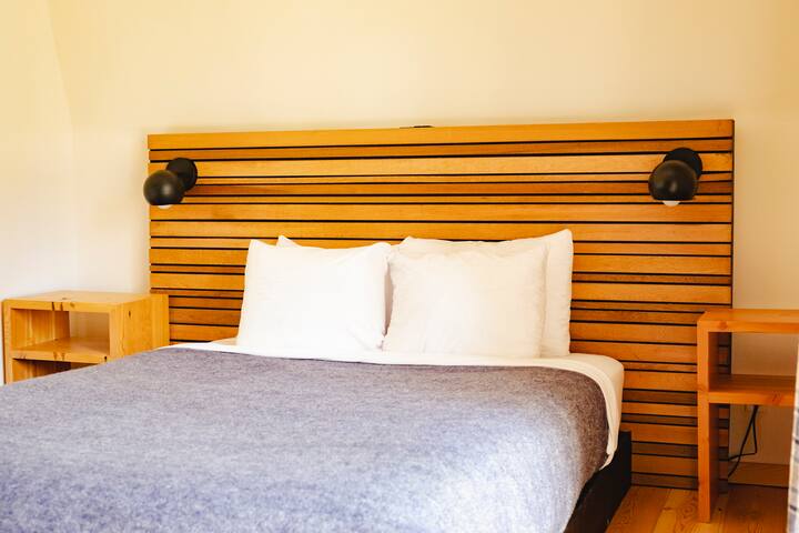 Bodega Ridge – 3 Bedroom Cabin gallery image 2