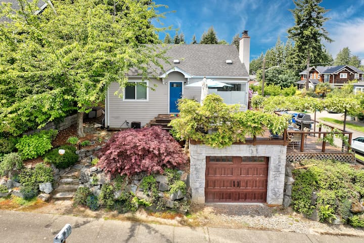 3 bd w/ Lake View – $0 Clean Fee gallery image 5