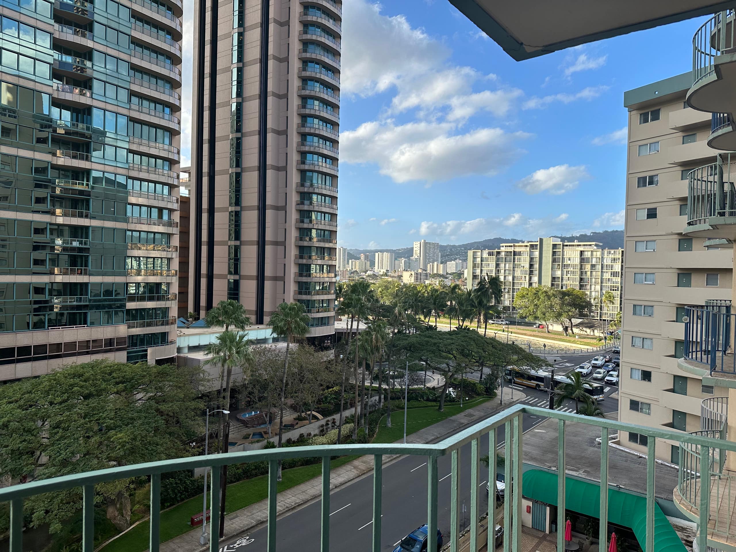 2 bedroom Waikiki apt sleeps 6 free parking - Image 19