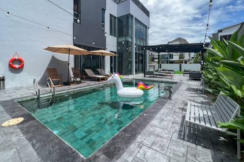 Villa 26 Pax. Pool | BBQ | Cinema