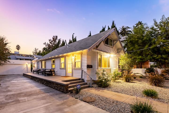 Charming Pasadena Home! – Location!