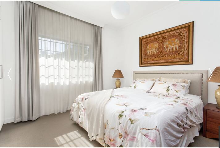 4 bedroom house Bondi Junction gallery image 4