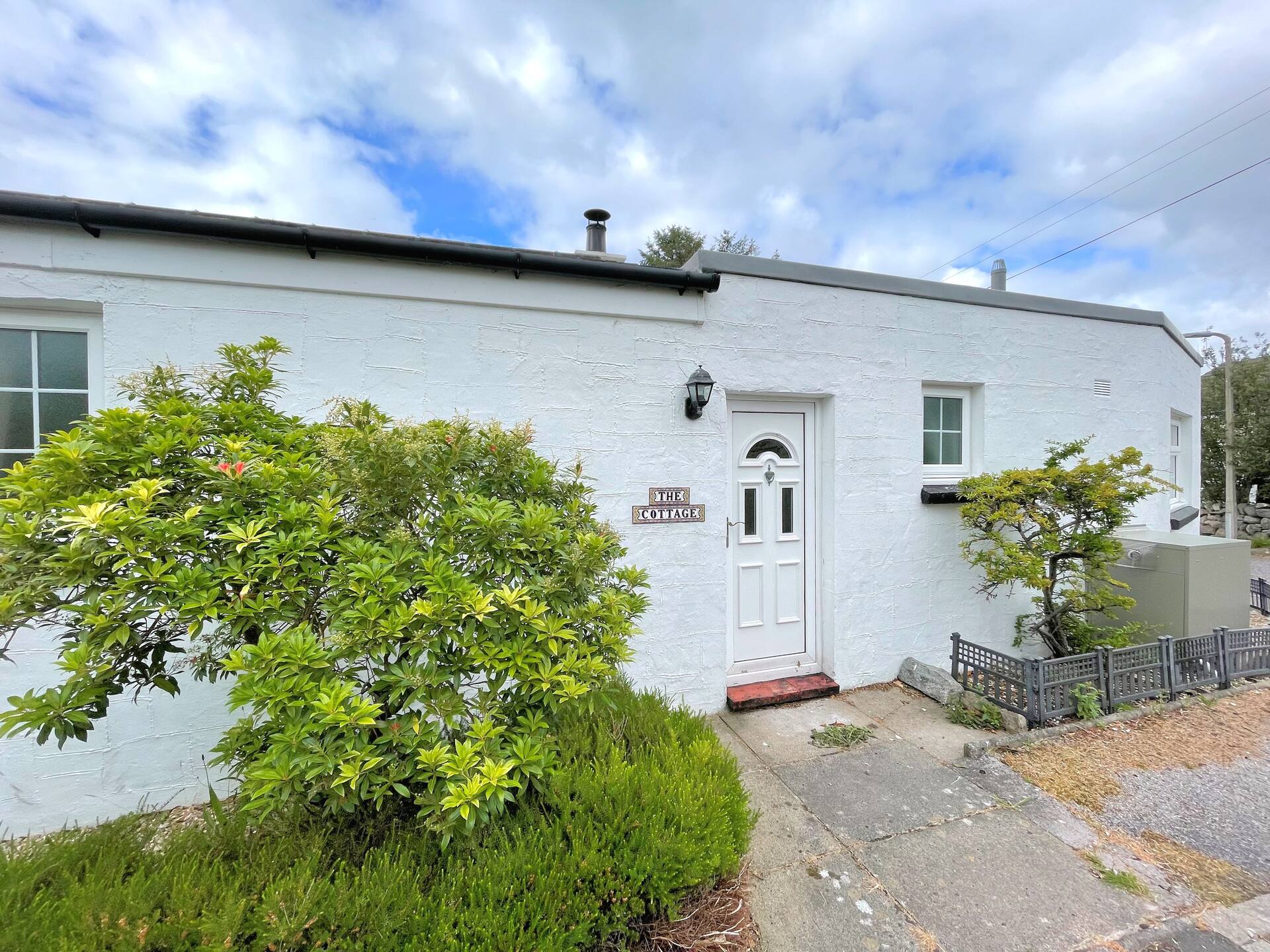 Traditional Scottish Cottage in Beautiful Location - Pass the Keys