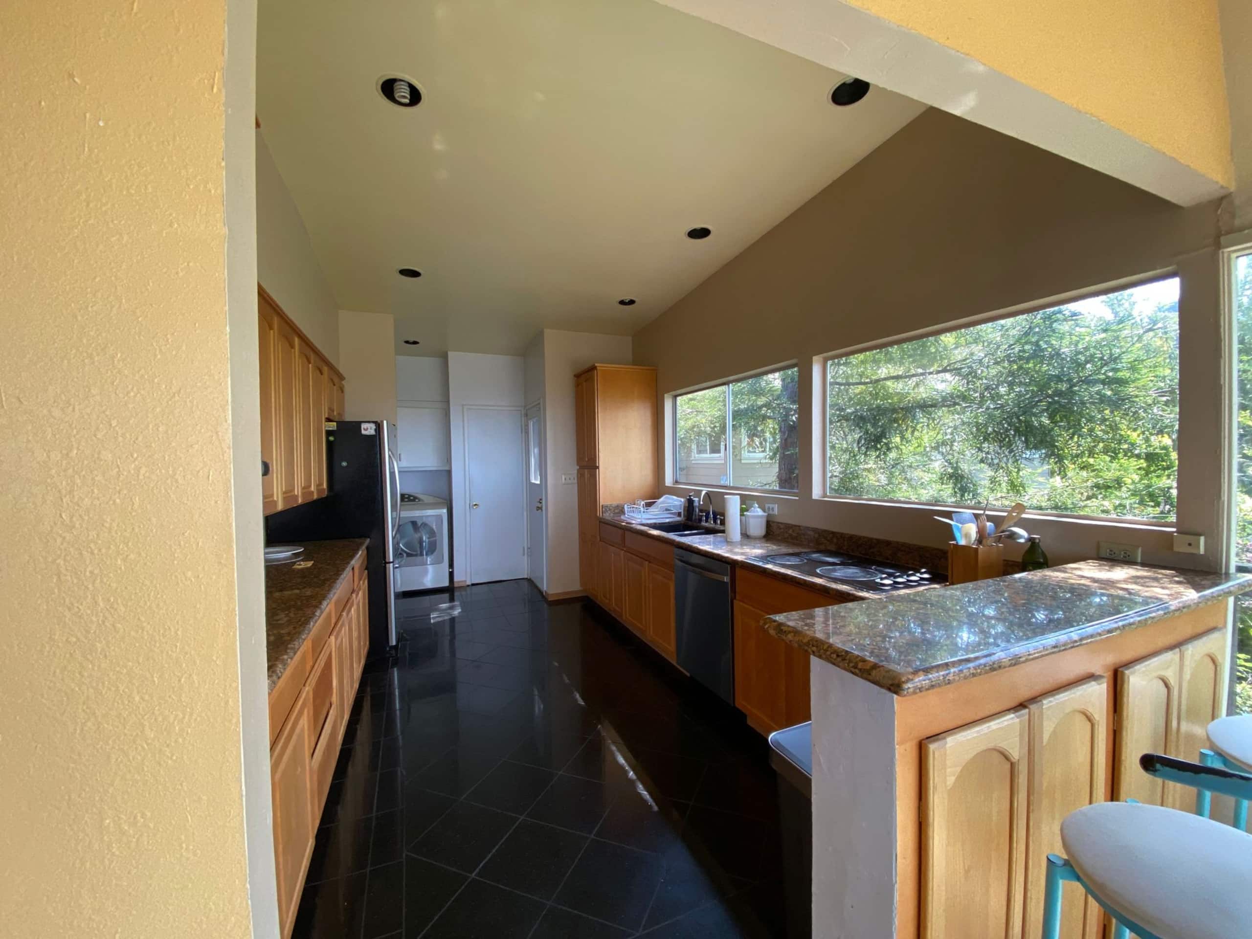 Oakland Hills Bay-View Retreat Near Redwoods - Photo 7