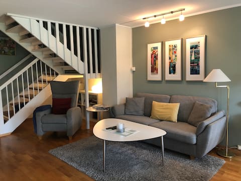 Top Airbnb: Terraced house in peaceful surroundings. in Frogn