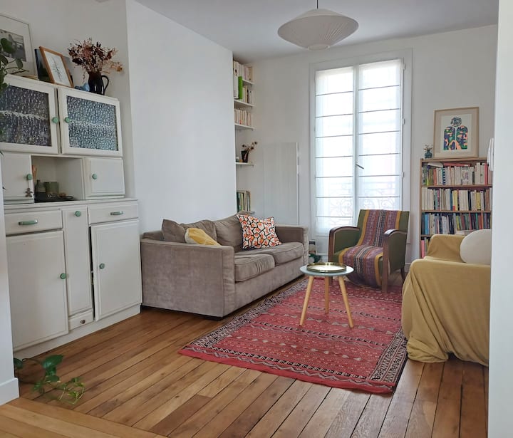Puces De Saint-ouen Cosy Duplex Au Pied Du Métro - Saint-Ouen