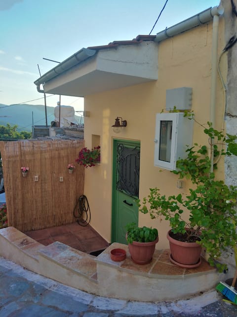 Top Airbnb: "ilianas place" in Δήμος Νότιας Κέρκυρας