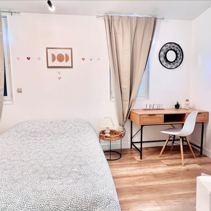 Camera con letto da 140x190