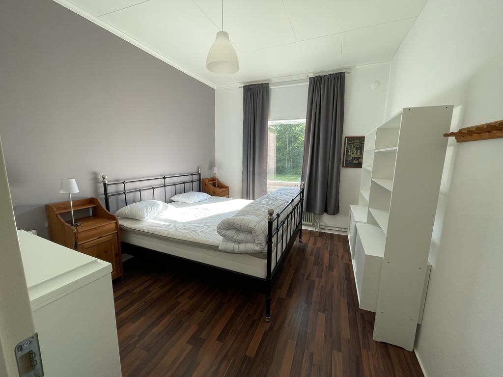 Sovrum första våningen.