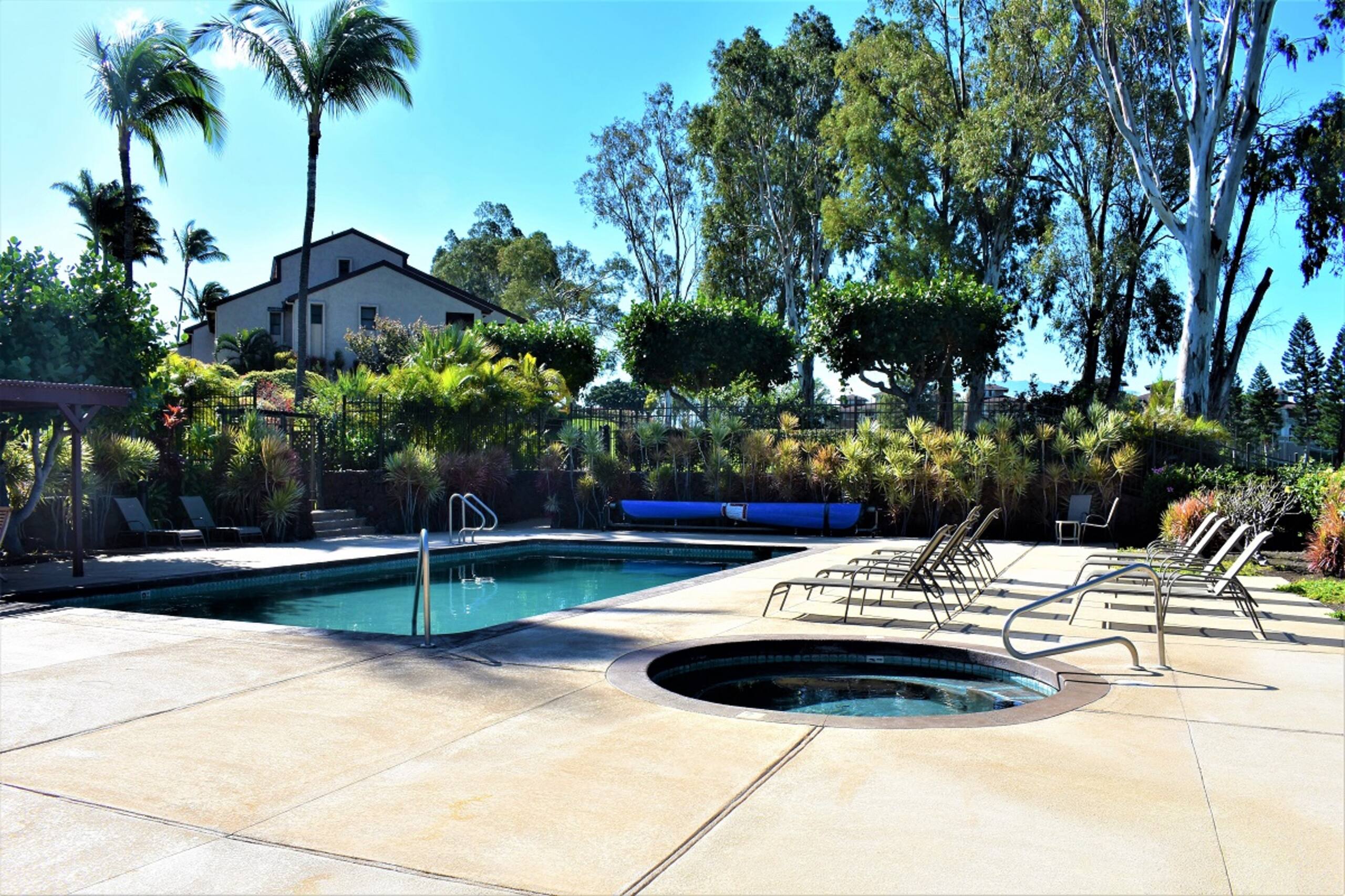 Top-Floor Retreat with Ocean & Golf Course Views! - Image 21
