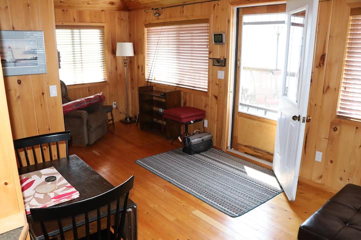 Kensington Cottage - Ontario