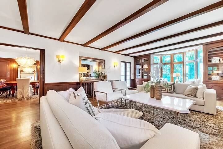 Architechtural Masterpiece 5 min walk to Rose Bowl gallery image 5