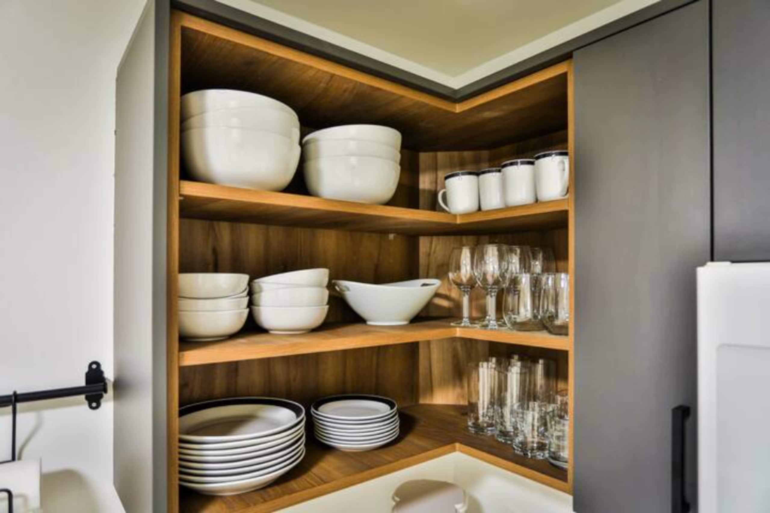 Ski-In/Out | Mountain Views | Scandinavian Design - Photo 8