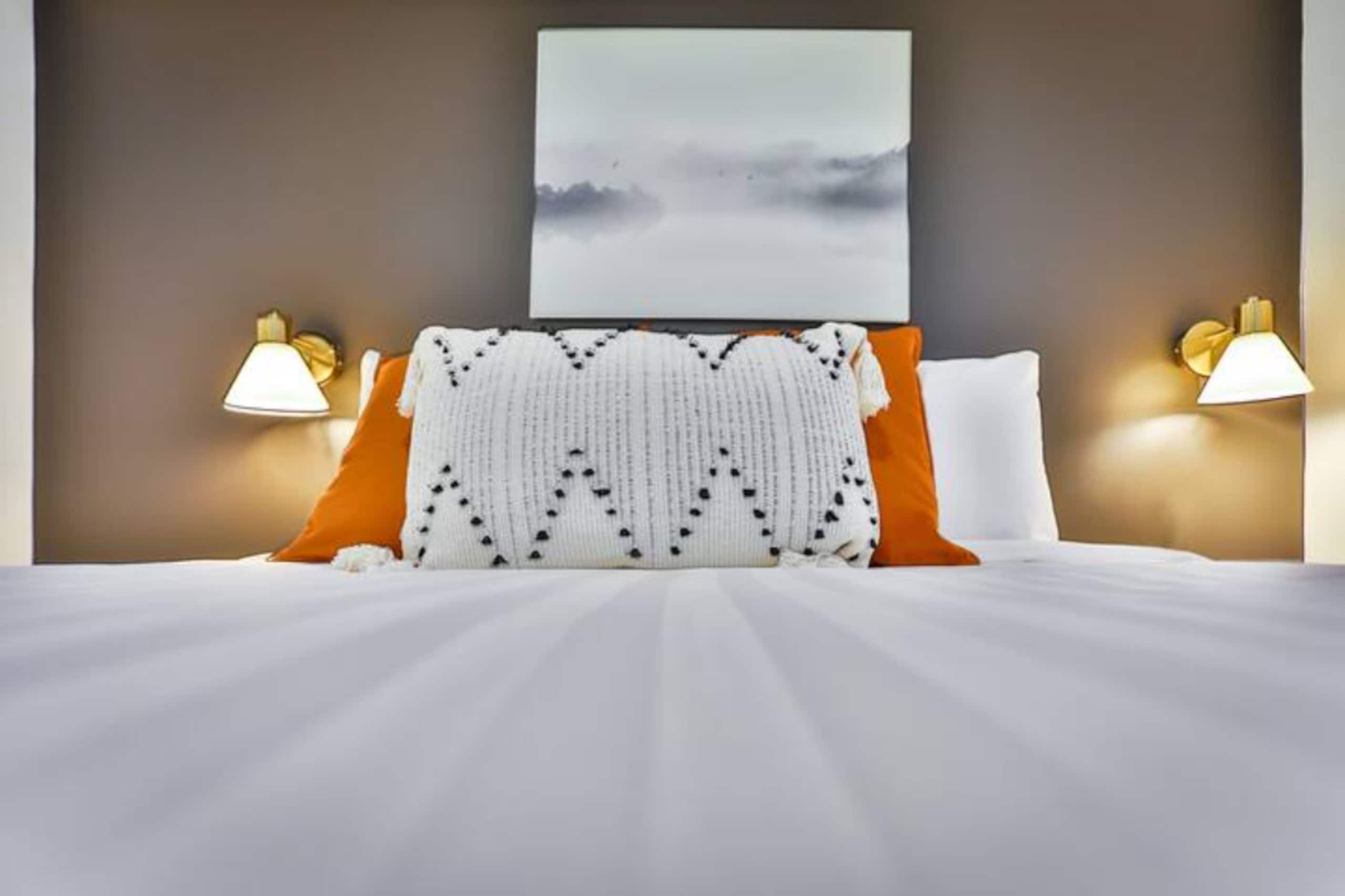 Ski-In/Out | Mountain Views | Scandinavian Design - Photo 15