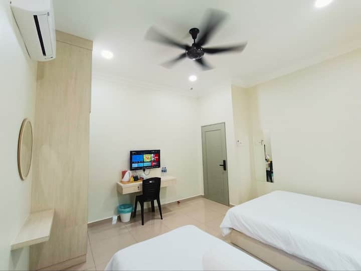 Brauni Room