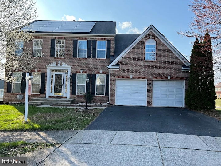 A Master Bedroom In Hagerstown - Hagerstown, MD