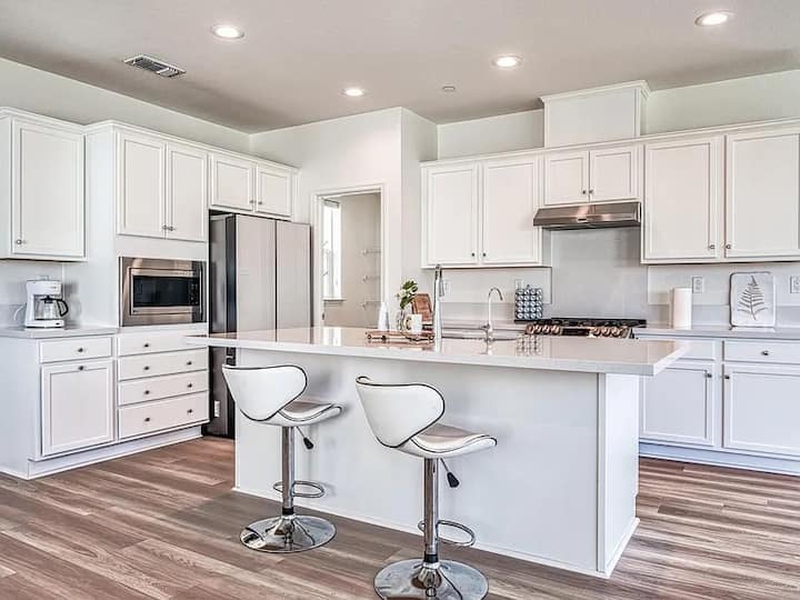 3 Bed 3 Bath With 6 Beds Entire Home - Tracy, CA
