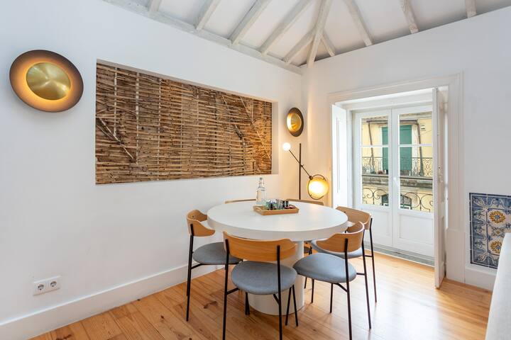 J&M – Penthouse gallery image 2