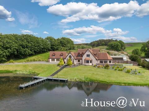 The Hoose @TheVu