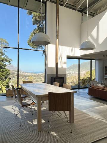 Designer Family Villa with views – Cape Town