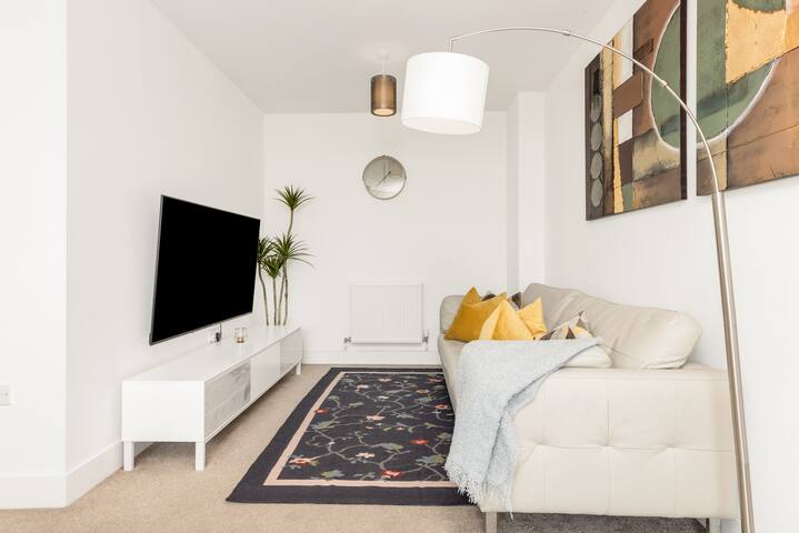 Khayat Homes managed Airbnb listing 2