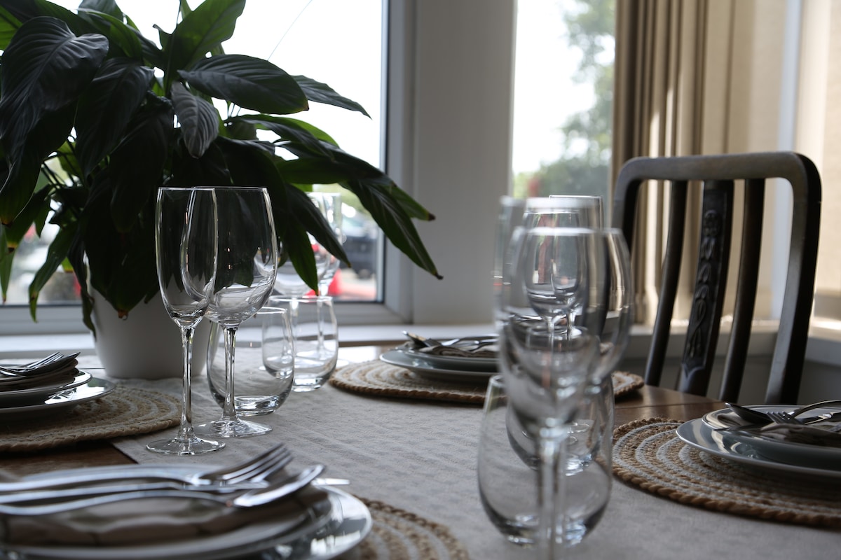 Top performing Airbnb: Seaside Apartment - Leafy Lytham in Fylde