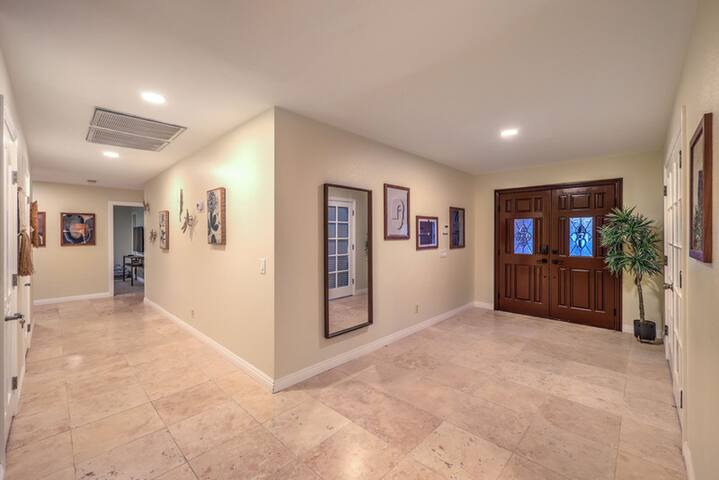 Family Villa, 7 BD, 3 BA, Pool/Jacuzzi