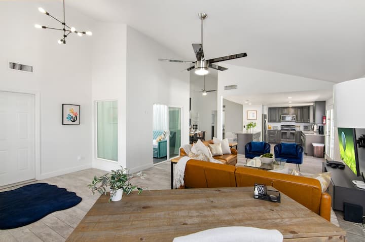 5 Min To Old Town-heated Pool-king Bed-fire Pit - Scottsdale, AZ
