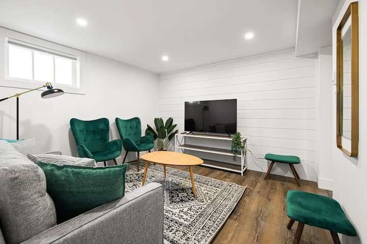 Homey Spot 15 Mins To Yqm Country Fest | 5bd - Moncton