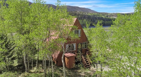 Peaceful A-Frame Cabin - Pretty Views with Hot Tub