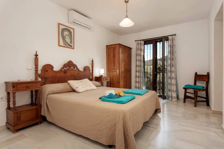 3号房。一楼/卧室3.一楼