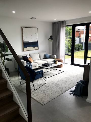 Modern Escape! gallery image 3