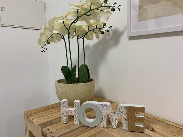 5 bedroom house.Secure premises.