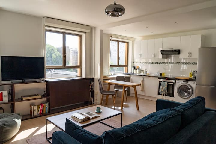 Grand Studio, Charmant Et Calme - Aubervilliers