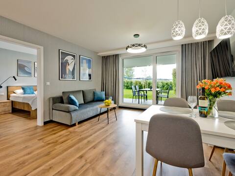 BlueApartPL Stylish cliffside apartment