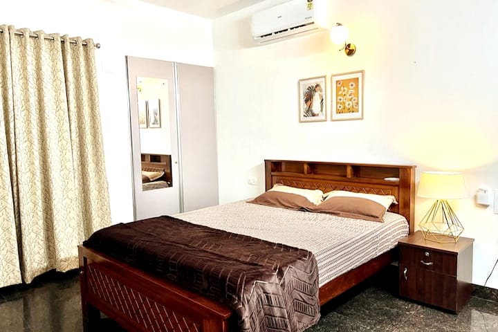 Spálňa pre hostí s manželskou posteľou Queen