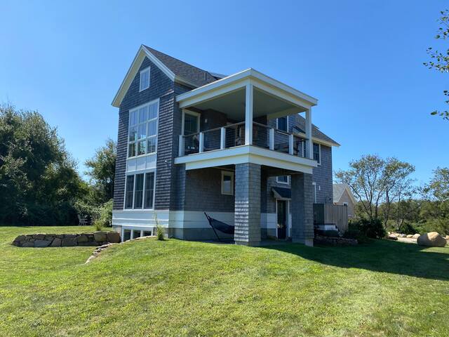 Mansion Beach Retreat-3 BR house