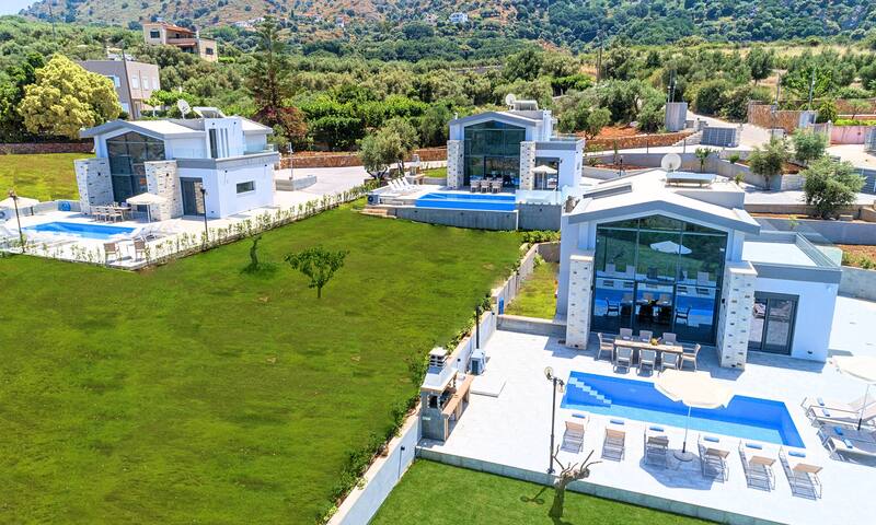 Moonlight Villa Heated Pool gallery image 5