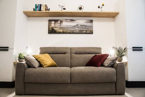 Top Airbnb: Ari's home in Naples