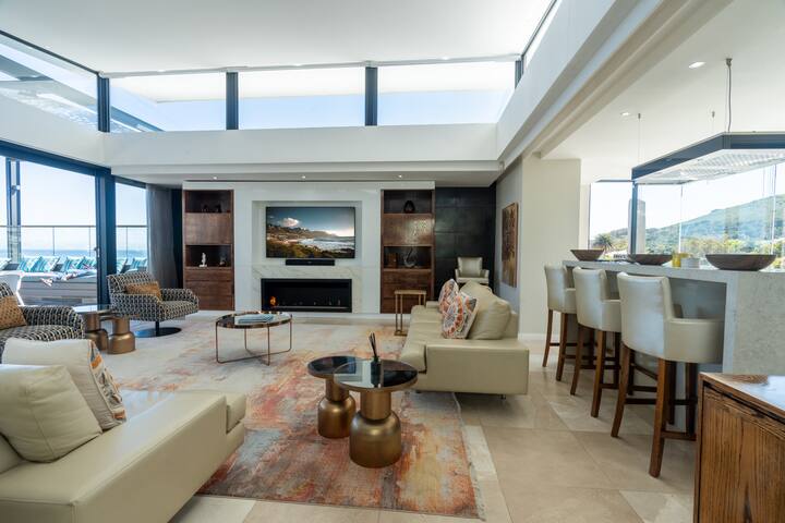 Sedgemoor Villa with 360 views & loadshedding free gallery image 5