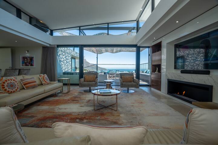 Sedgemoor Villa with 360 views & loadshedding free gallery image 3