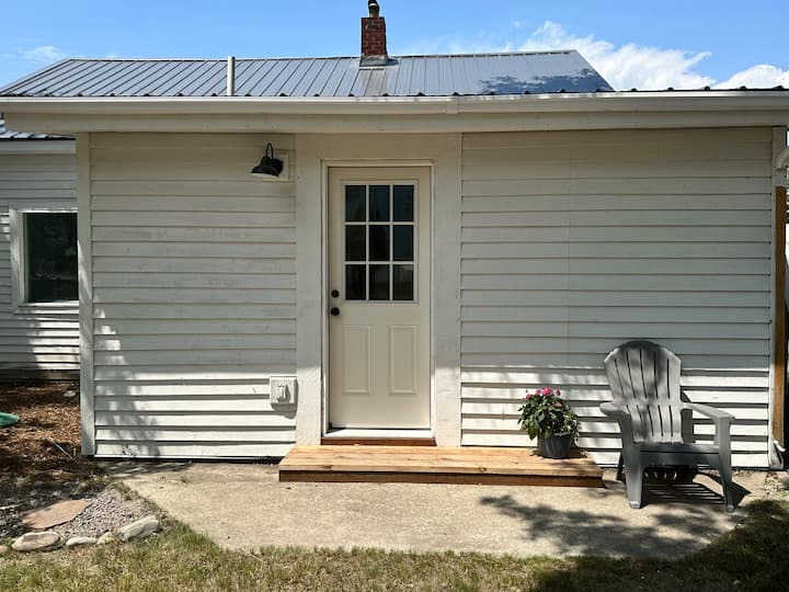 Montana Farmhouse - Columbia Falls, MT